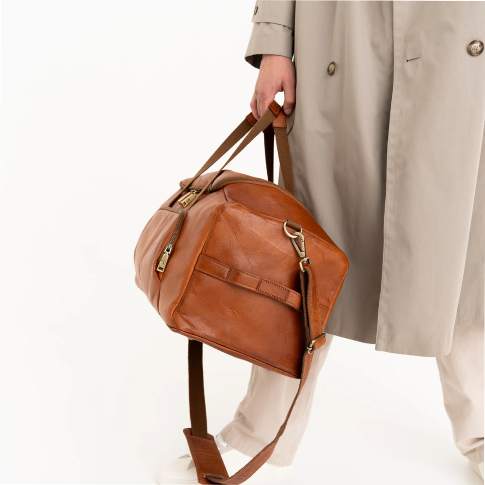 Tan Brown Leather Weekender Bag